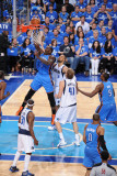 Oklahoma City Thunder v Dallas Mavericks - Game One, Dallas, TX - MAY 17: Kendrick Perkins and Tyso Fotografisk tryk af Andrew Bernstein Oklahoma City Thunder v Dallas Mavericks - Game One, Dallas, TX - MAY 17: Kendrick Perkins and Tyso Fotografisk tryk af Andrew Bernstein
