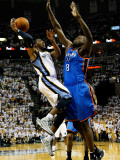 Oklahoma City Thunder v Memphis Grizzlies - Game Six, Memphis, TN - MAY 13: Nazr Mohammed and Mike  Photographic Print by Kevin Cox