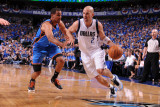 Oklahoma City Thunder v Dallas Mavericks - Game One, Dallas, TX - MAY 17: Jason Kidd and Thabo Sefo Photographic Print by Andrew Bernstein