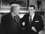 Franck Fernandel et Jean Gabin : L'Âge ingrat, 1964 Photographie par Marcel Dole