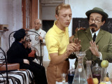 Jean-Pierre Talbot and Félix Fernández: Tintin et Les Oranges Bleues, 1964 Fotografie-Druck von Marcel Dole
