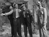 Jean Gabin, Charles Vanel, Aimos and Charles Dorat: La Belle Équipe, 1936 Fotografie-Druck von  Limot