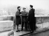 Louis de Funès, Jean-Claude Brialy and Yves Barsacq (episode "Bien d'autrui ne prendras"): Le Diabl Fotografie-Druck von  Limot