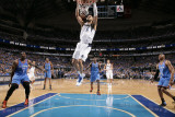 Oklahoma City Thunder v Dallas Mavericks - Game Two, Dallas, TX - MAY 19: Tyson Chandler and Kendri Photographic Print by Glenn James