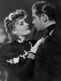 Isa Miranda and Fernand Gravey: Le Mensonge De Nina Petrovna, 1937 Photographic Print by  Limot