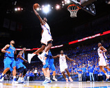 Dallas Mavericks v Oklahoma City Thunder - Game Four, Oklahoma City, OK - MAY 23: Kevin Durant Fotografie-Druck von Ronald Martinez
