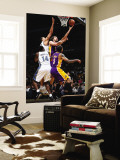 Los Angeles Lakers v Washington Wizards: Pau Gasol and JaVale McGee Reproduction murale géante par Ned Unknown