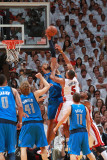 Dallas Mavericks v Miami Heat - Game One, Miami, FL - MAY 31: Juwan Howard and Tyson Chandler Fotografisk trykk av Victor Baldizon Dallas Mavericks v Miami Heat - Game One, Miami, FL - MAY 31: Juwan Howard and Tyson Chandler Fotografisk trykk av Victor Baldizon