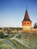 Tower of Old Castle with Old Town in Background, Kamyanets-Podilsky, Podillya, UKraine Photographie par Ian Trower