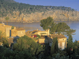 Villas by the Sea, Deya, Majorca, Balearics, Spain Photographie par Peter Adams