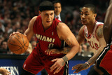 Miami Heat v Chicago Bulls - Game Five, Chicago, IL - MAY 26: Mike Bibby and Derrick Rose Photographic Print by Jonathan Daniel