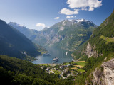 Cruise Ships, Geirangerfjord, Western Fjords, Norway Photographie par Peter Adams