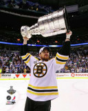 Boston Bruins - Daniel Paille w/ Stanley Cup Photo