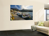 Boats Moored in Plakias Harbour Reproduction murale géante par Gareth McCormack