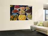 Display of Tropical Fresh Fruit in Market, Including Rambutans, Mangoes, Longans and Dragon Fruit Mural por Anders Blomqvist Display of Tropical Fresh Fruit in Market, Including Rambutans, Mangoes, Longans and Dragon Fruit Mural por Anders Blomqvist