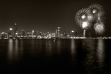 Chicago Lakefront Skyline With Fireworks BW Photographie par Steve Gadomski