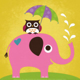 Elephant and Owl with Umbrella Print van Nancy Lee Elephant and Owl with Umbrella Print van Nancy Lee