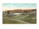 Grand Canyon Hotel, Yellowstone National Park Giclee Print