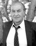 Robert Loggia Photo