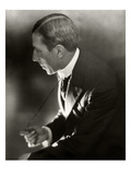 Vanity Fair - August 1918 Premium Photographic Print by Baron Adolphe De Meyer
