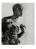 Vanity Fair - May 1916 Premium Photographic Print by Baron Adolphe De Meyer