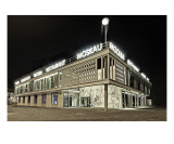 Cafe Moskau Giclée-Premiumdruck von Michael Belhadi