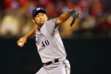 Milwaukee Brewers v St. Louis Cardinals - Game Three, St Louis, MO - October 12: Takashi Saito Fotografisk tryk af Dilip Vishwanat