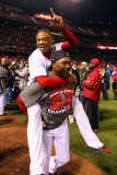Game 7 - Rangers v Cardinals, St Louis, MO - October 28: Adron Chambers and Arthur Rhodes Fotografie-Druck von Dilip Vishwanat