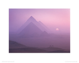 Sunrise over the Pyramids, Giza Giclée-Druck von Brian Lawrence