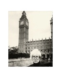 Andy Warhol and Big Ben, c.1986 Affischer av Andy Warhol Andy Warhol and Big Ben, c.1986 Affischer av Andy Warhol