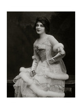 Vanity Fair - April 1916 Photographic Print by Ira L. Hill