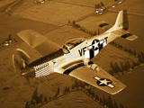 A North American P-51D Mustang in Flight Photographie par  Stocktrek Images