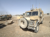 The Snatch Land Rover Patrol Vehicle Used by the British Army Lámina fotográfica por Stocktrek Images The Snatch Land Rover Patrol Vehicle Used by the British Army Lámina fotográfica por Stocktrek Images