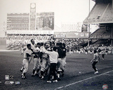 Ken Regan Autographed Yogi Berra Celebration w/ Team B&W Horizontal Photograph Photographie