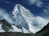 The North Face of K2 from K2 Glacier, 2nd Highest Peak in the World, Karakoram, Xinjiang, China Photographie par Colin Monteath/Minden Pictures
