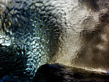 Dimpled Glacier Ice Formed by Currents Photographie par Paul Nicklen