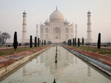 Sunrise at the Taj Mahal Photographic Print by Kent Kobersteen