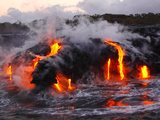 Hot Magma Spills into the Sea from under a Hardened Lava Crust Photographie par Patrick McFeeley