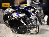 Steelers Ravens Football: Baltimore, MD - Baltimore Ravens Helmets Photographie par Nick Wass