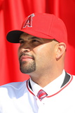 Los Angeles Angels of Anaheim, CA - December 10: Newly Signed Albert Pujols Fotografisk tryk af Stephen Dunn