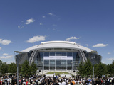 Cowboys Eagles Football: Philadelphia, PA - Cowboys Stadium Photographic Print by Matt Slocum