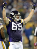 Vikings Allens Pressure Football: Minneapolis, MN - Jared Allen Photographic Print by Tom Olmscheid