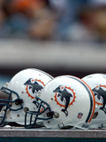 Dolphins Jaguars Football: Jacksonville, FL - Miami Dolphins Helmets Fotografie-Druck von Stephen Morton