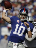 Raiders Giants Football: East Rutherford, NJ - Eli Manning Photographie par Frank Franklin II