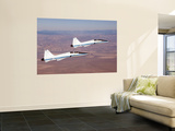 Two T-38A Mission Support Aircraft Fly in Tight Formation Wandgemälde von Stocktrek Images 