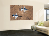 Two T-38A Mission Support Aircraft Fly in Tight Formation Mural por Stocktrek Images Two T-38A Mission Support Aircraft Fly in Tight Formation Mural por Stocktrek Images