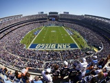Ravens Chargers Football: San Diego, CALIFORNIA - Qualcomm Stadium Fotografie-Druck von Chris Park