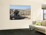 U.S Army Soldier Scans His Sector of Fire with His M14 Rifle in Afghanistan Wandgemälde von Stocktrek Images 