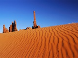 Hoodoos and Dune Photographie par Ron Watts