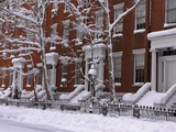 Brownstones in Blizzard Fotografie-Druck von Rudy Sulgan